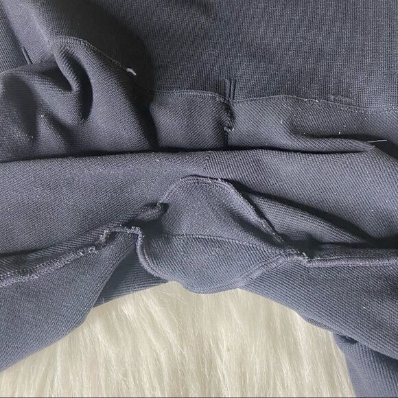 SPANX Look at Me Now Seamless Cropped Leggings Black/ Gray Medium - Picture 9 of 12